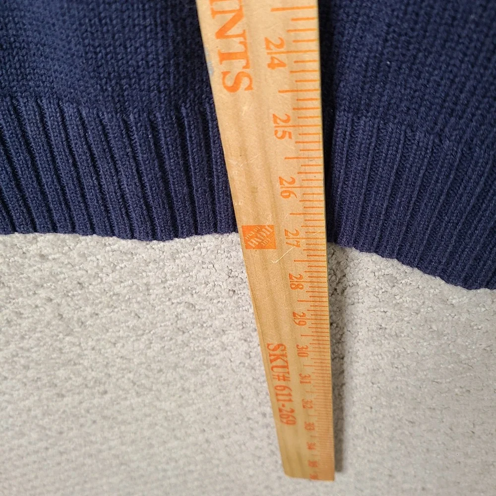 Cape Isle Knitters small snag